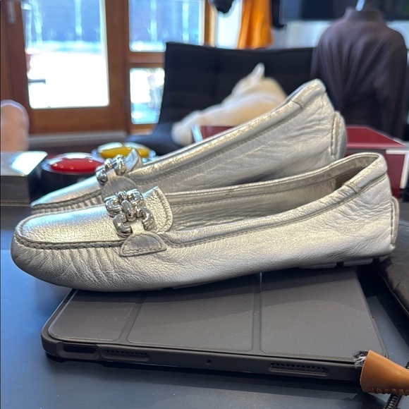 Prada Silver Chain Detail Loafers - Picture 2 of 8